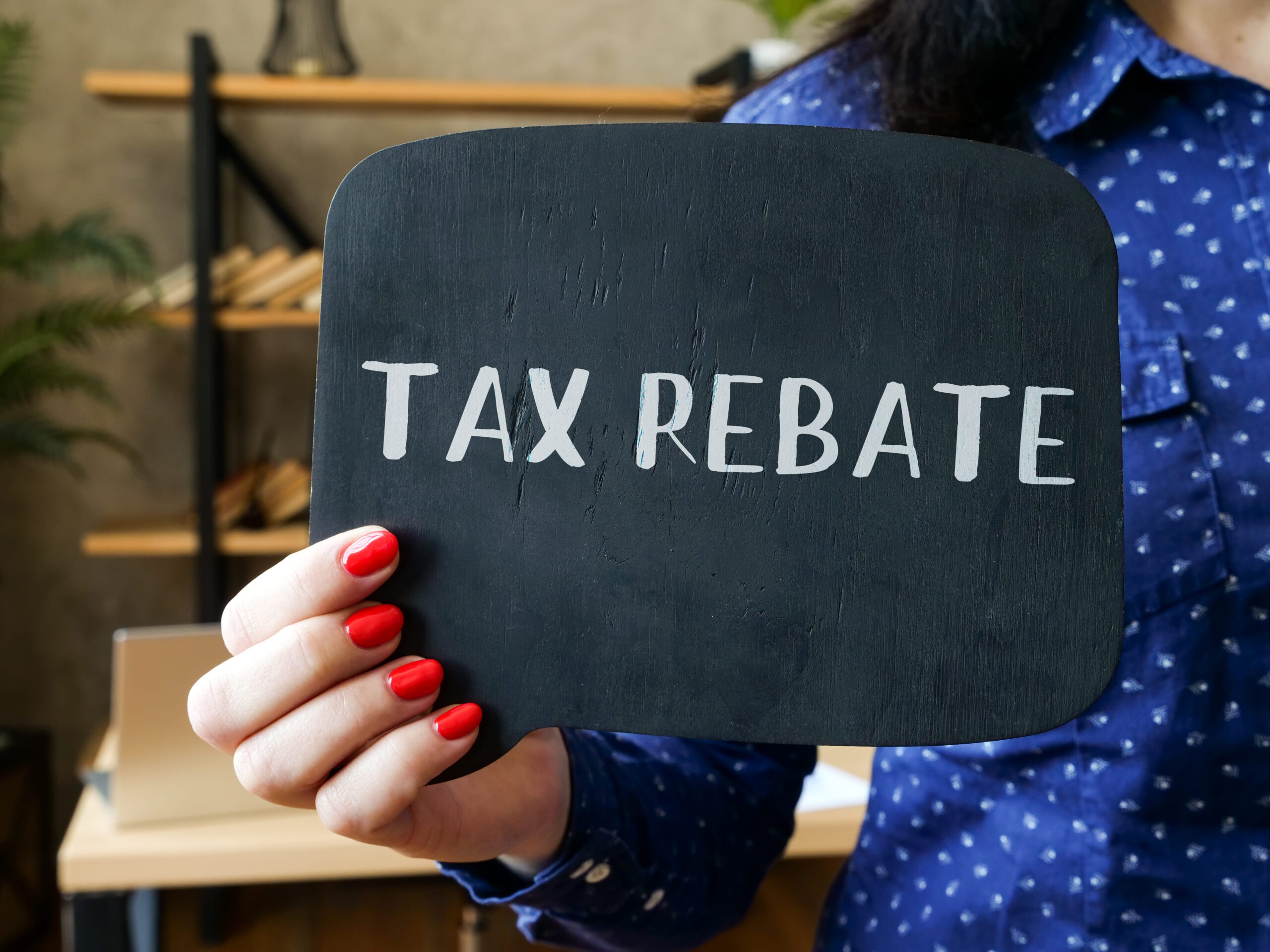 Thumbnail for 178,000 taxpayers missed out on rebates